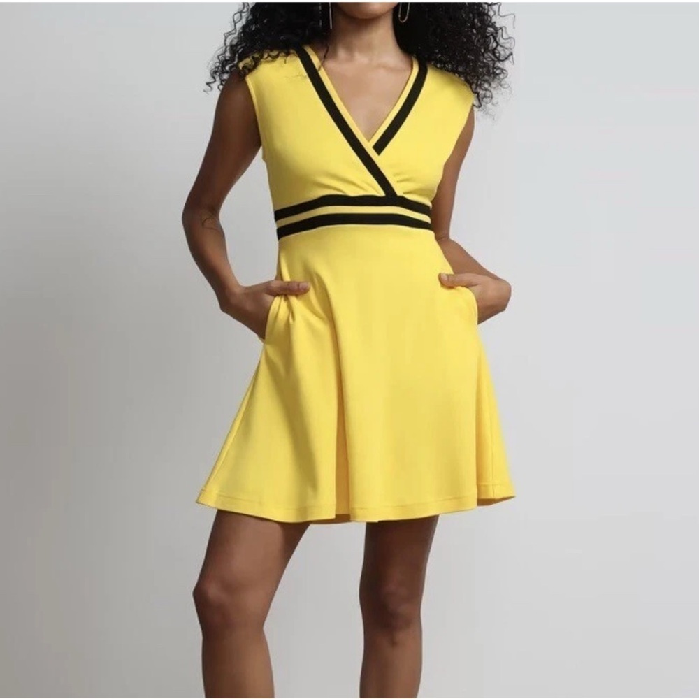 New York & Company Petite Colorblock Accent Wrap Dress City Knits Yellow size L